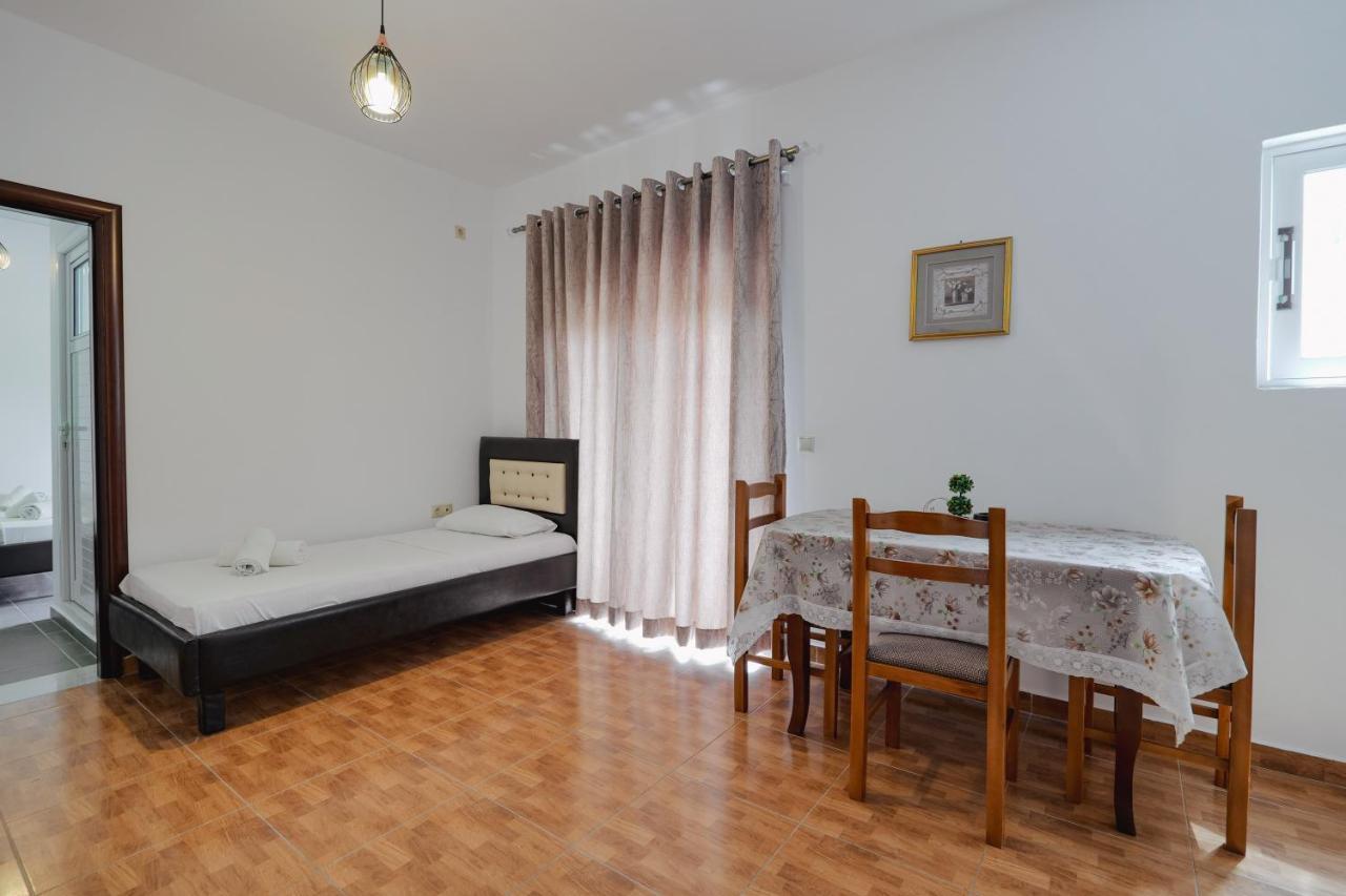 Apartments & Hotel Eleanna Sarande Luaran gambar